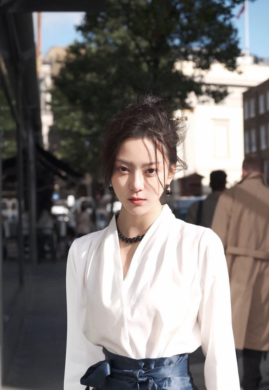 人比花美 人比花美下一句是什么